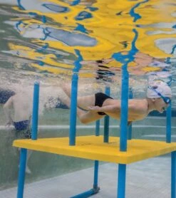 FINIS Swim Teaching Platform 1.8m X 1.1m -Spectrum Xcel Shop 5672449278120 redblue 3a