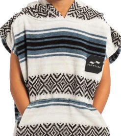 Slowtide Kids Oso Changing Poncho -Spectrum Xcel Shop 5677989232808 whitestripe 3a