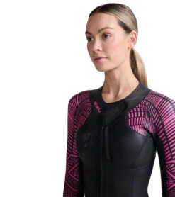 2XU Women's Pro-Swim Run Pro Shorty Wetsuit -Spectrum Xcel Shop 7350032367784 blackveryberryprint 3a