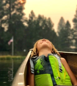 Stohlquist Youth Escape USCG PFD -Spectrum Xcel Shop 7358570823848 red 4a