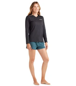 Dakine Women's Mission Hoodie Long Sleeve UPF 50 Surf Shirt -Spectrum Xcel Shop 7476060946600 black 3a